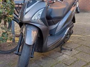 SYM SYMPHONY ST50 (GEEL KENTEKEN) — SCOOTERS | SYM — MARKTPLAATS