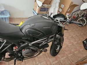 DUCATI MONSTER 1100 EVO ABS NERO