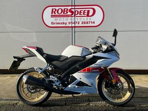 YAMAHA R125 YZF, 2022