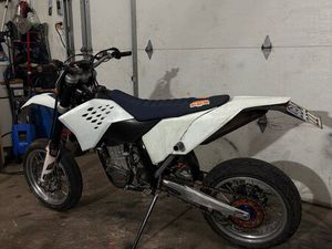 TÄYSIN TOIMIVA, VÄHÄN AJETTU!