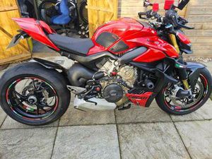 DUCATI, STREETFIGHTER V4S 2024, 1103 (CC)