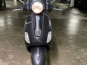 VESPA LX 125 I.E. 3V , 5950 KM, TÜV 03/27, SCHWARZ