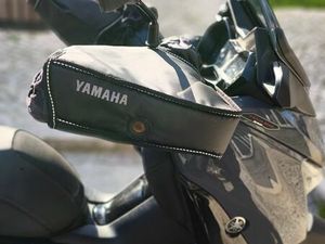 SCOOTER YAMAHA XMAX 125 TECH MAX CORROIOS