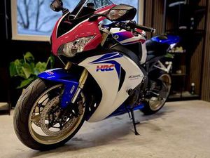 HONDA CBR 1000