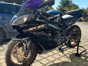 KAWASAKI NINJA ZX9R C