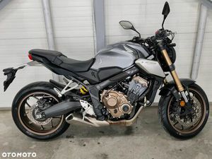 HONDA CB