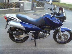 SUZUKI XF 650 U FREEWIND A2 TAUGLICH