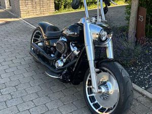 HARLEY-DAVIDSON FAT BOY FLFBS SOFTAIL CUSTOM BIKE