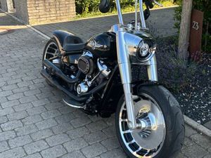 HARLEY-DAVIDSON FAT BOY FLFBS SOFTAIL CUSTOM BIKE