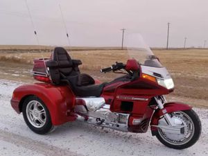 1996 GOLD WING CHAMPION TRIKE