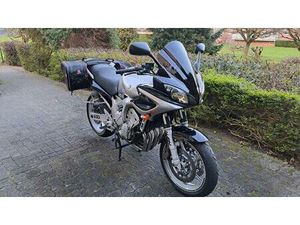 YAMAHA FZ6 RJ07 / TÜV NEU / A2 FÄHIG