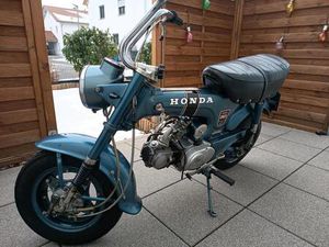 HONDA DAX ST 50