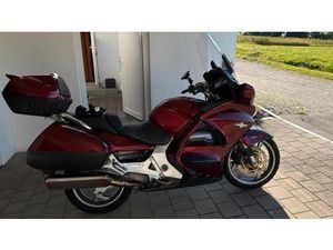 HONDA ST1300 PAN EUROPEAN TOURING MOTORRAD MIT SEITENKOFFE UND TO