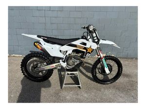 2024 HUSQVARNA MOTORCYCLES FC 450 FACTORY EDITION