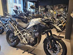 TRIUMPH TIGER 1200