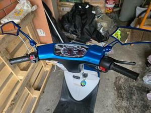 MBK BOOSTER 50 - 2012