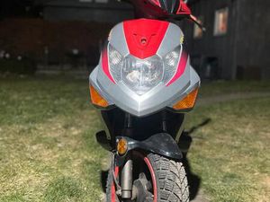 KEEWAY RY6 50 RACING 2-TAKT 50 CCM MIT 25ER/45ER PAPIERE