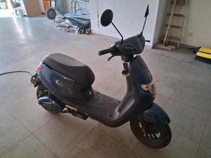E-ROLLER ROLLER 25 45 KM/H ELEKTROROLLER MOPED 2800KM