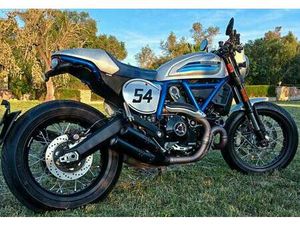 DUCATI - SCRAMBLER CAFÉ RACER 800