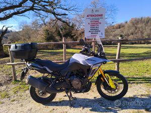 V STROM 800 DE ACCESSORIATA