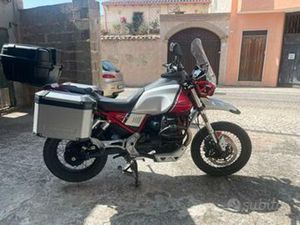 MOTO GUZZI V85TT