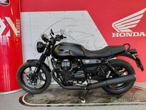 MOTO GUZZI V7 STONE
