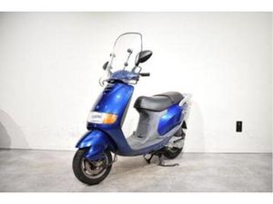 PIAGGIO SFERA 125 4-TAKT | 1996 | 14.000KM — SCOOTERS | PIAGGIO — MARKTPLAATS