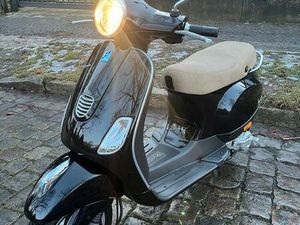 VESPA LX 50 FACELIFT FRISCHE INSPEKTION TOP ZUSTAND