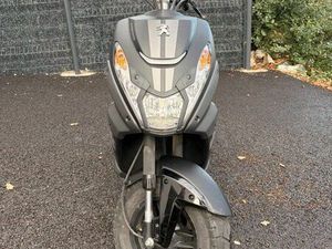 SCOOTER PEUGEOT STREETZONE