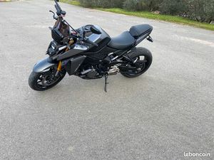 GSXS 1000 SUZUKI