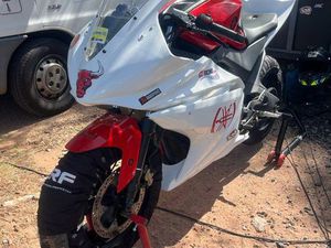 YAMAHA 125 YZF R PISTE AVEC CARTE GRISE