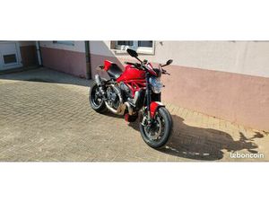 DUCATI MONSTER 1200R