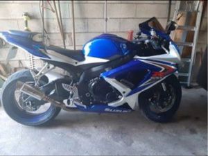 GSXR 750