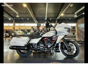 ÉCHANGE HARLEY DAVIDSON ROAD GLIDE CVO ST 121 BLANCHE 126CV GARANTIE 5ANS 25EME ANNIVERSAIRE CVO