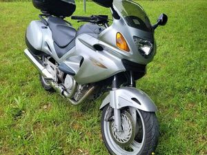 MOTO HONDA DEAUVILLE 650 GRIS ANNÉE 2003 MTT2
