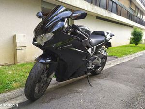 HONDA VFR 800 F