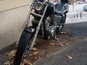 HONDA 1100 SHADOW