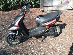 SCOOTER PEUGEOT TREKKER