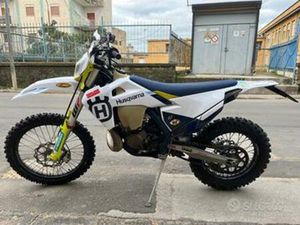 HUSQVARNA TE 300 2021 0 KM MOTORE NUOVO PERMUTA
