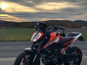 KTM DUKE 125 (2020)