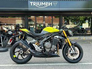 TRIUMPH SPEED TRIPLE 1200 RX