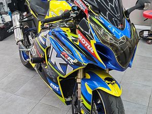SUZUKI GSXR →