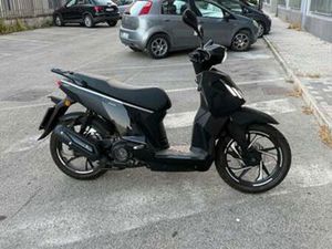 PEUGEOT TWEET 125 ANNO 2024