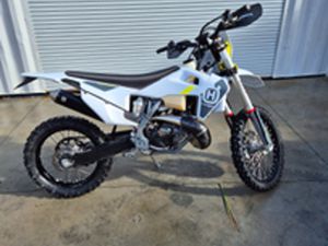 HUSQVARNA 300