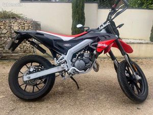 VENDS MOTO APRILIA SUPER MOTARD 50 CC