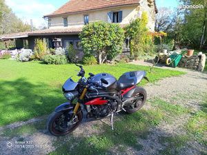 2017 TRIUMPH SPEED TRIPLE R