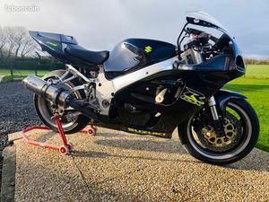 SUZUKI 750 GSXR SRAD INJECTION