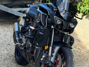 YAMAHA MT10