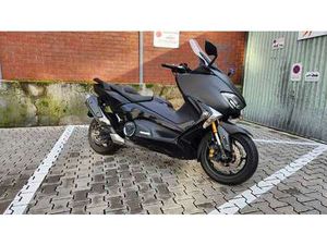 YAMAHA TMAX DX
