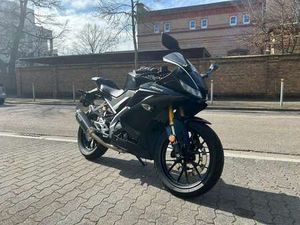 YAMAHA YZF-R125